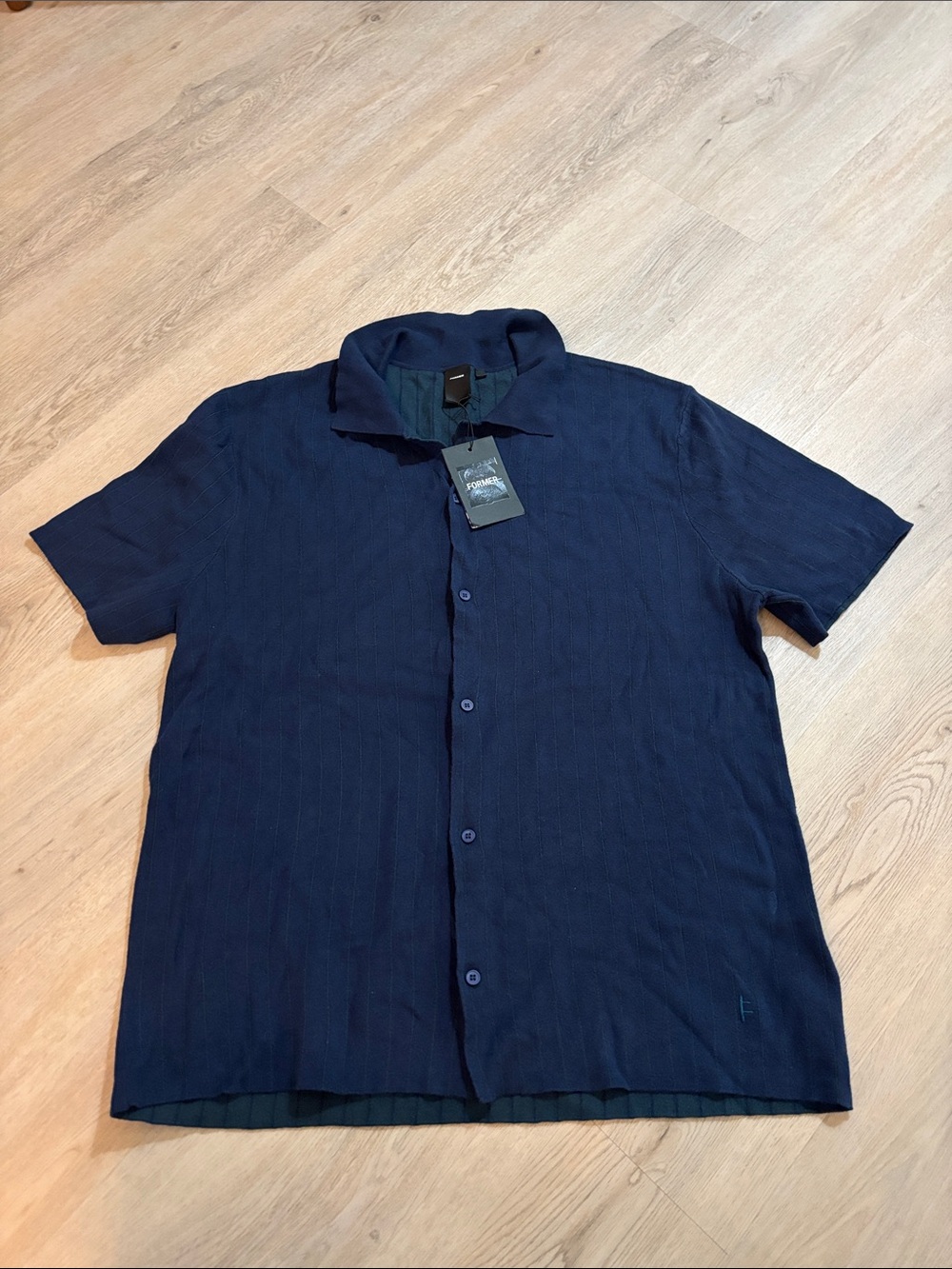NWT Former Reynolds Stripe Short-Sleeve Button Up Shirt Size LARGE